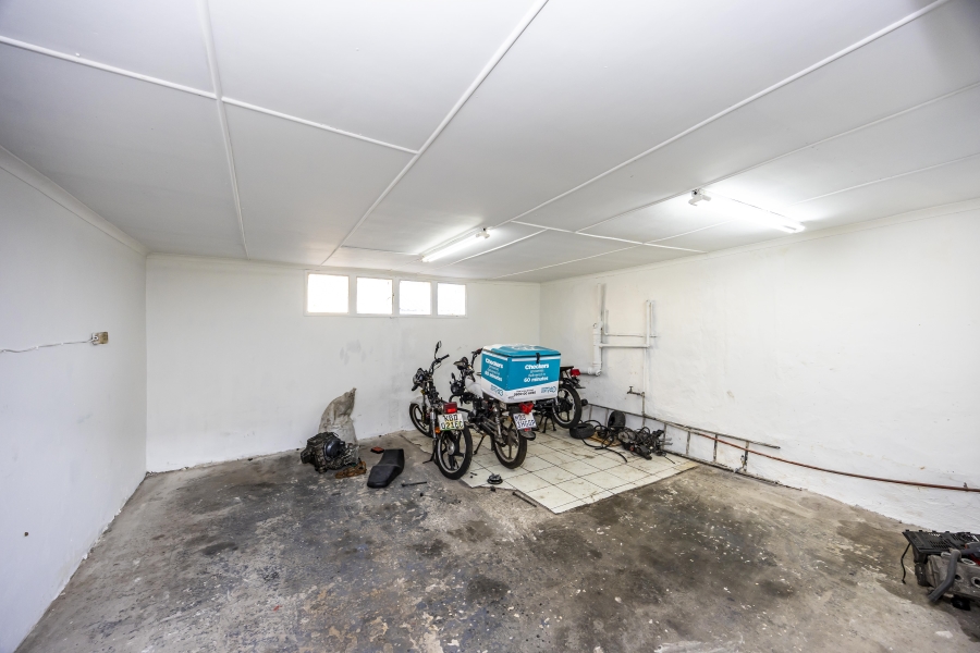 Commercial Property for Sale in Quigney Eastern Cape